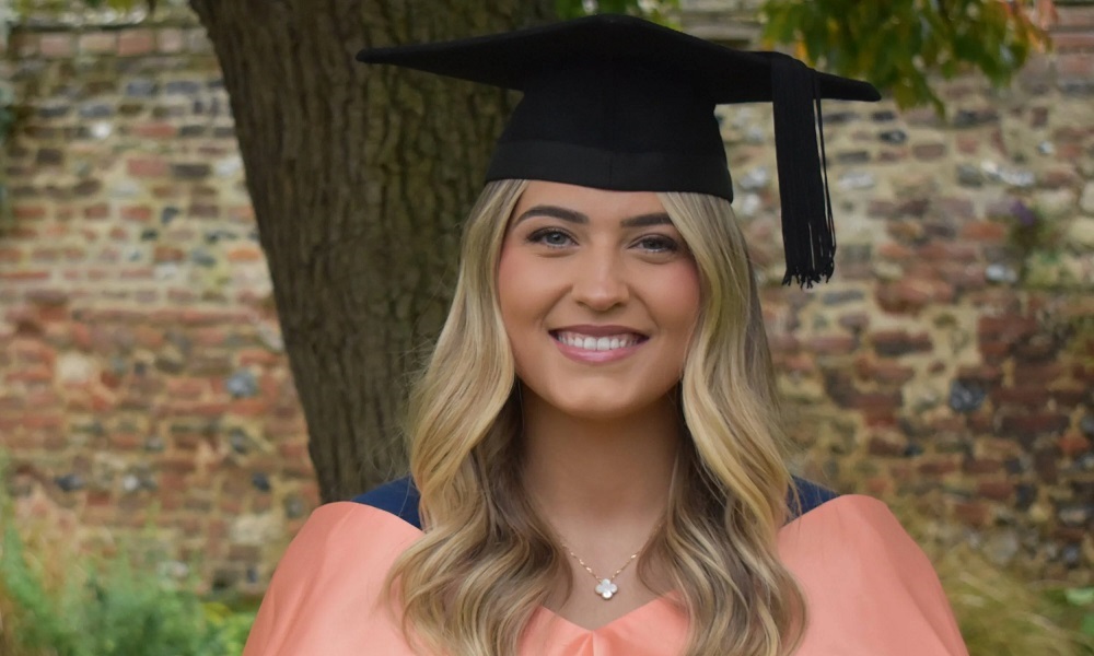 Eastern Education Group CEO praises ‘remarkable resilience’ of students during degree ceremony